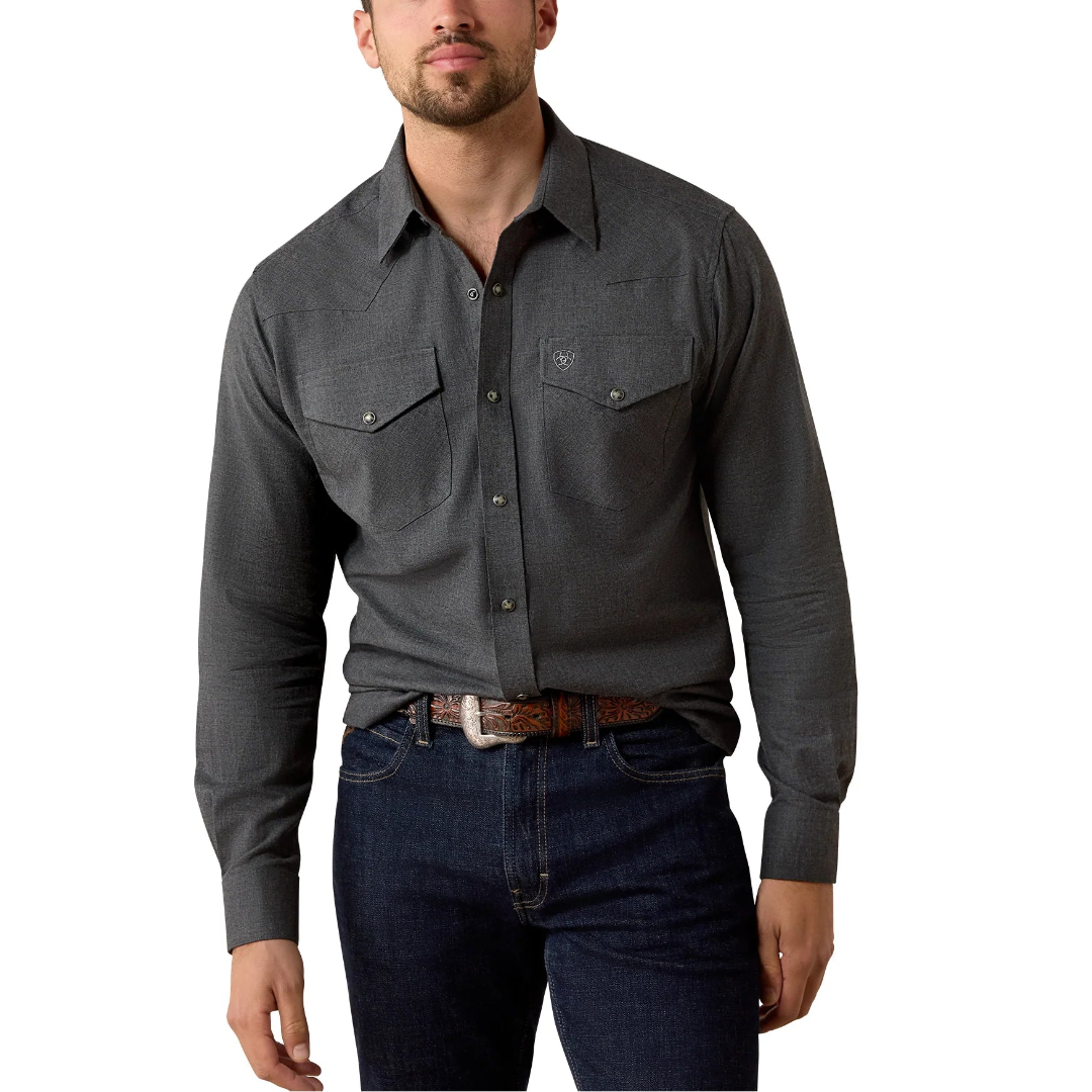 Ariat Men's Solid Long Sleeve Snap Shirt