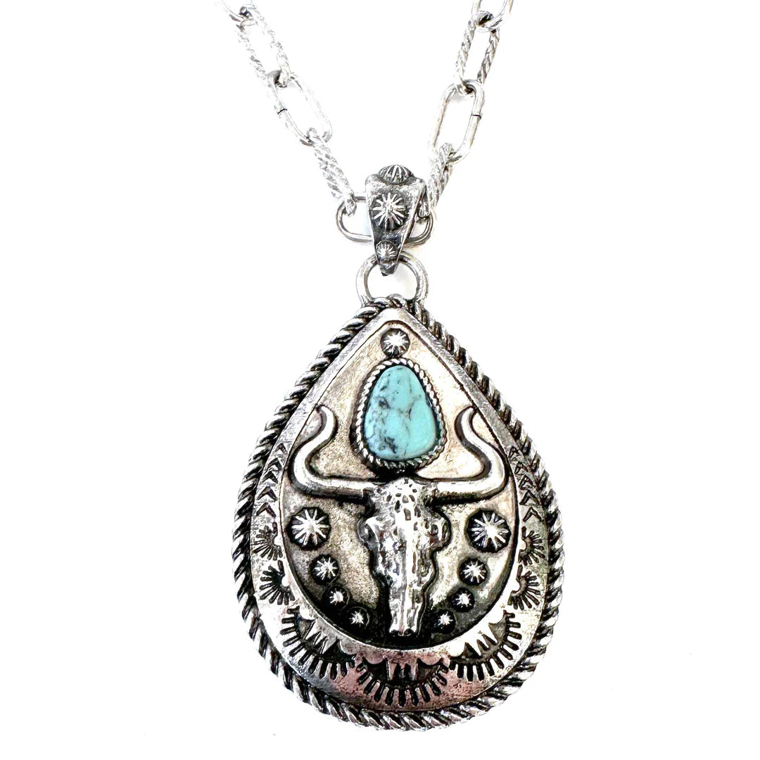 Wyo Horse Women's Classic Steer Teardrop Concho Necklace