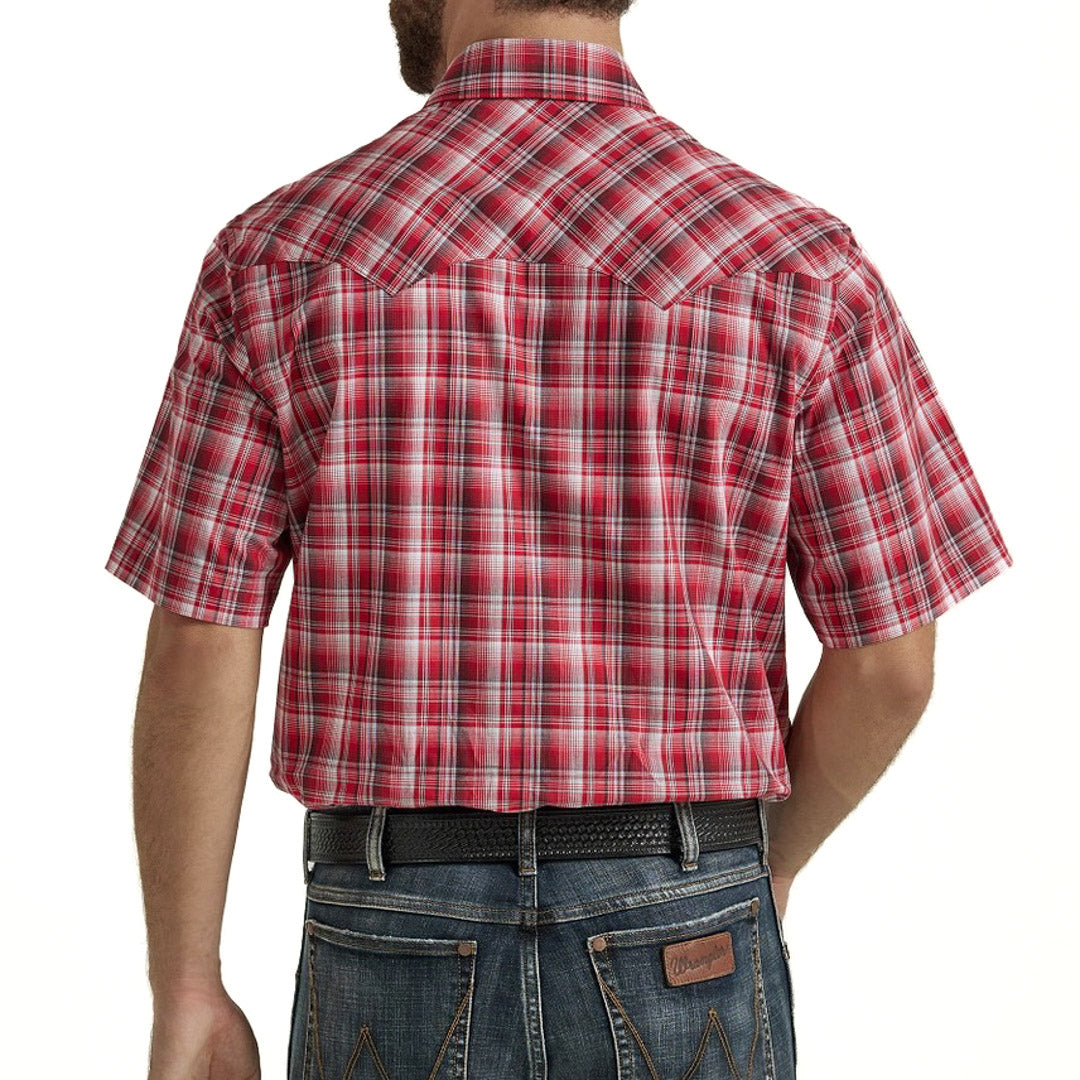 Wrangler Men's Retro Short Sleeve  Plaid Snap Shirt