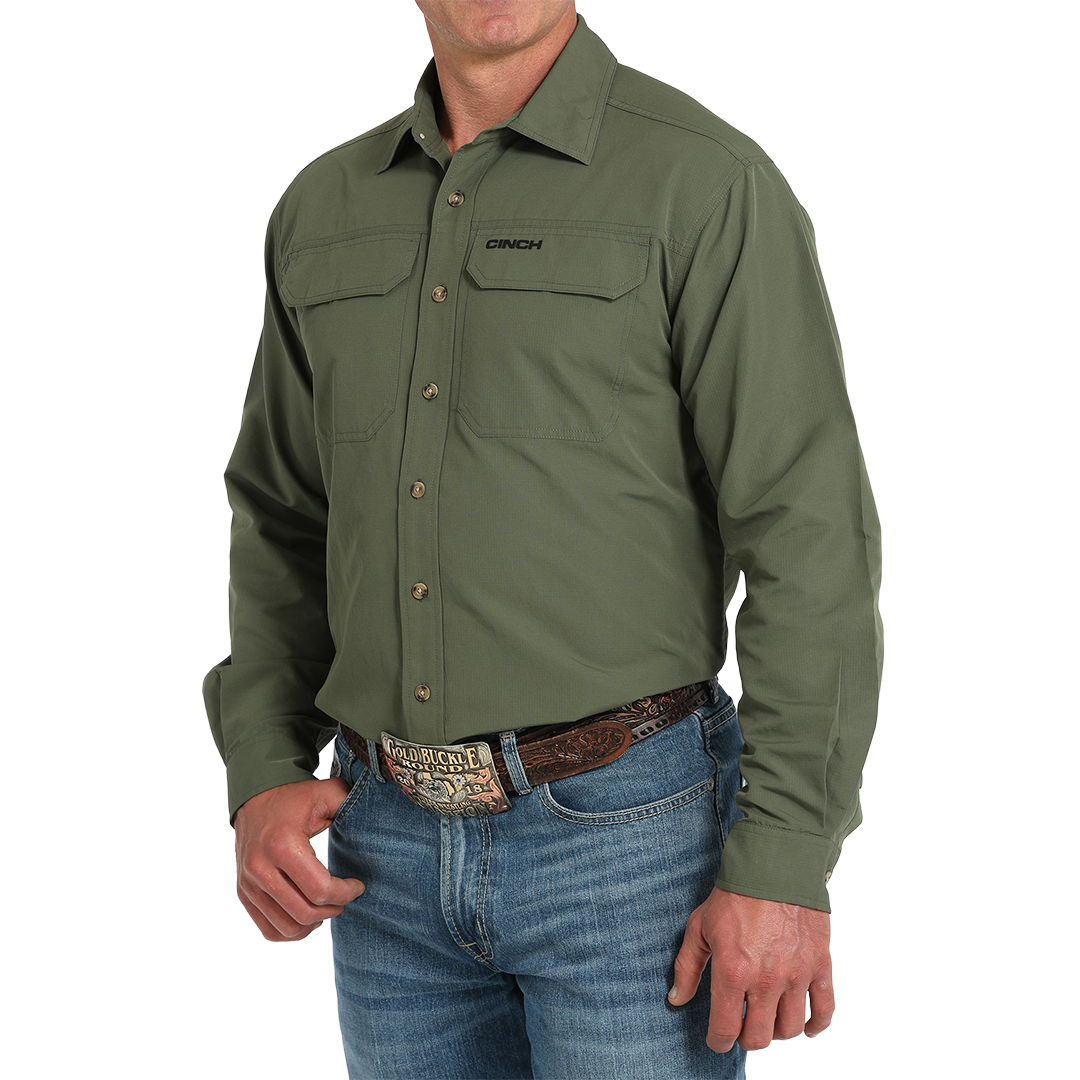 Chemise boutonnée à manches longues Cinch Solid A-Flex pour homme