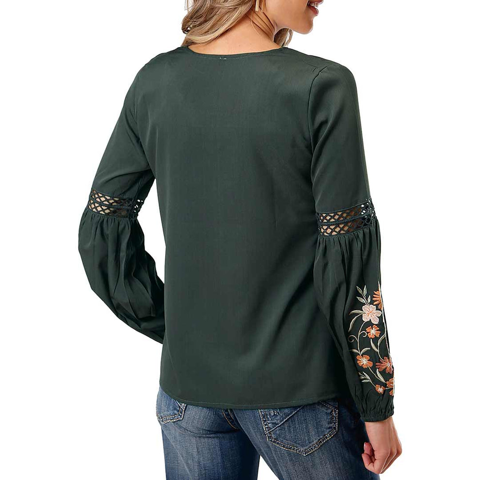Roper Women's Embroidered Balloon Sleeve Blouse