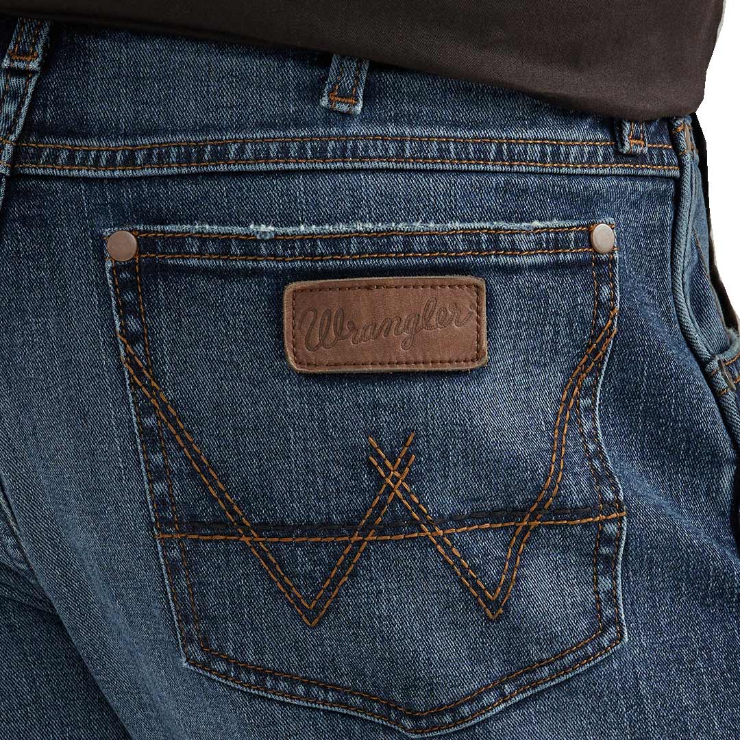Wrangler Men's Retro Slim Fit Straight Leg Jeans