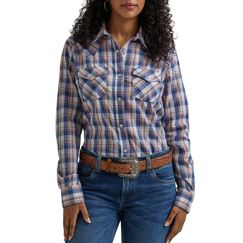 Wrangler Women's Essential Plaid Snap Shirt