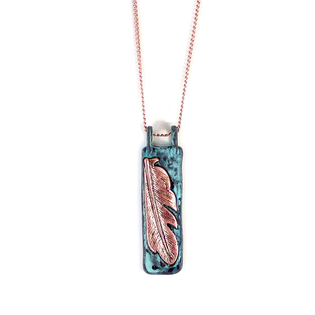 Wyo-Horse Women's Color Blocked Feather Necklace