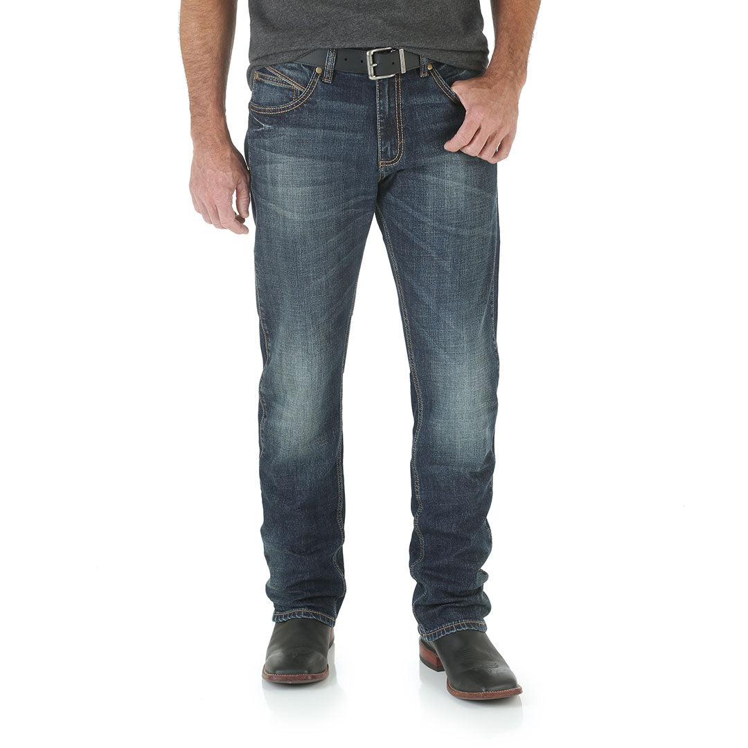 Wrangler Men's Retro Slim Fit Straight Leg Jean