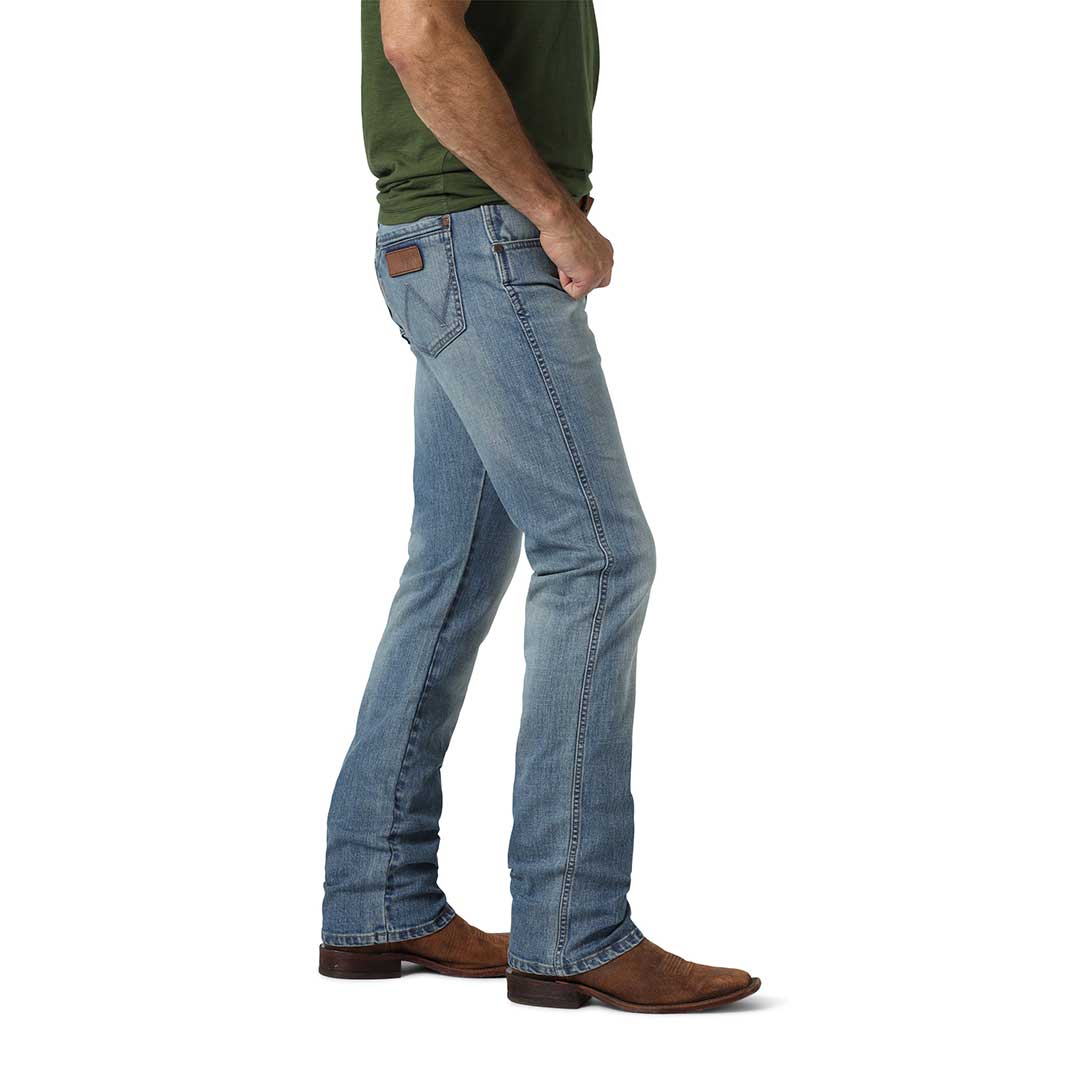 Wrangler Men's Retro Slim Straight Leg Jeans
