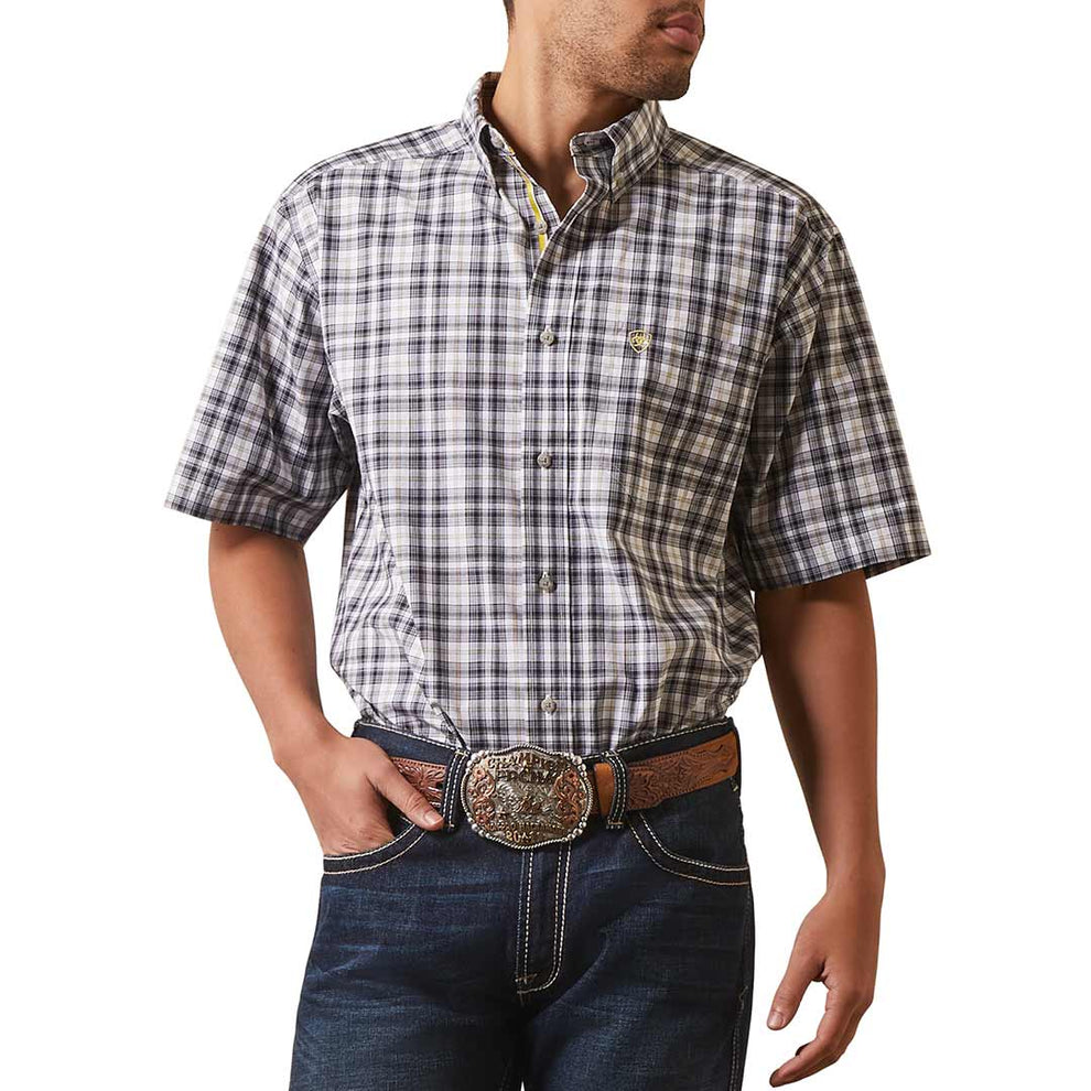 Ariat Men's Pro Series Davin Classic Fit Short Sleeve Button-Down Shirt