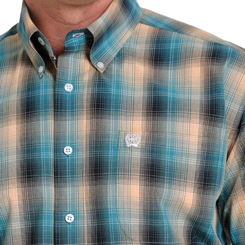 Cinch Men's Short Sleeve Ombre Plaid Button-Down Shirt