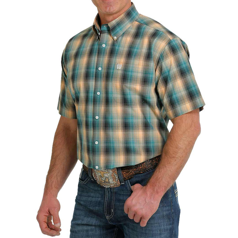 Cinch Men's Short Sleeve Ombre Plaid Button-Down Shirt
