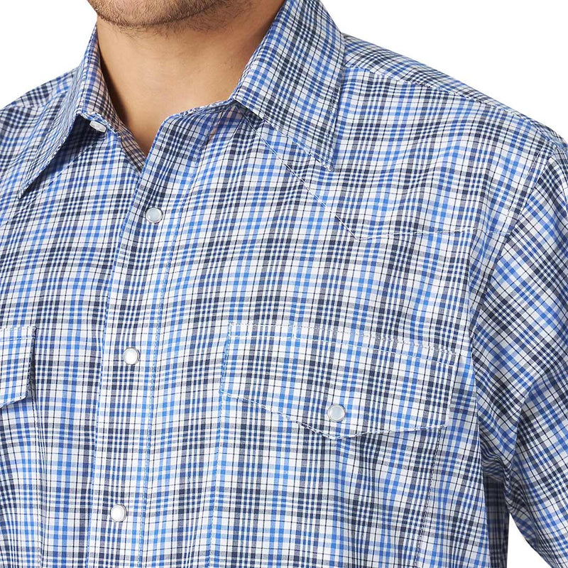 Wrangler Men's Wrinkle Resist Short Sleeve Plaid Snap Shirt