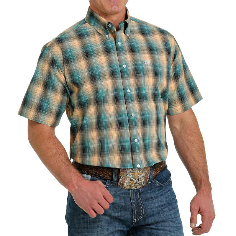 Cinch Men's Short Sleeve Ombre Plaid Button-Down Shirt