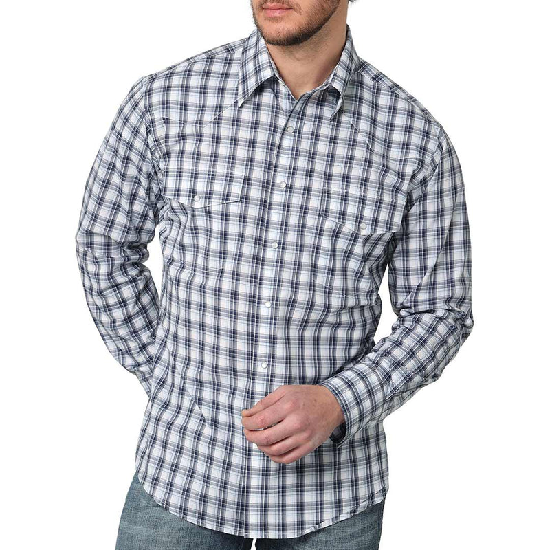 Wrangler Men's Wrinkle Resist Plaid Snap Shirt