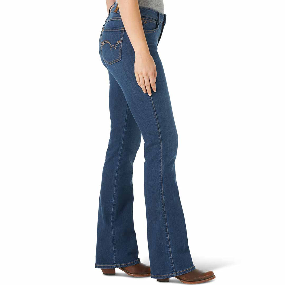 Wrangler Women's Aura Instantly Slimming Straight Leg Jeans