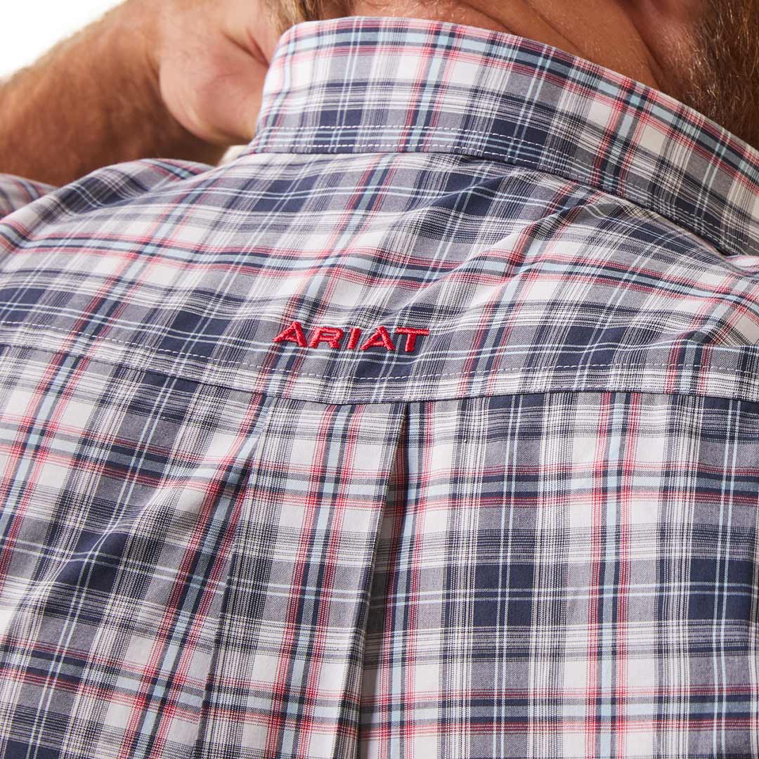 Ariat Men's Pro Series Niall Classic Fit Short Sleeve Button-Down Shirt