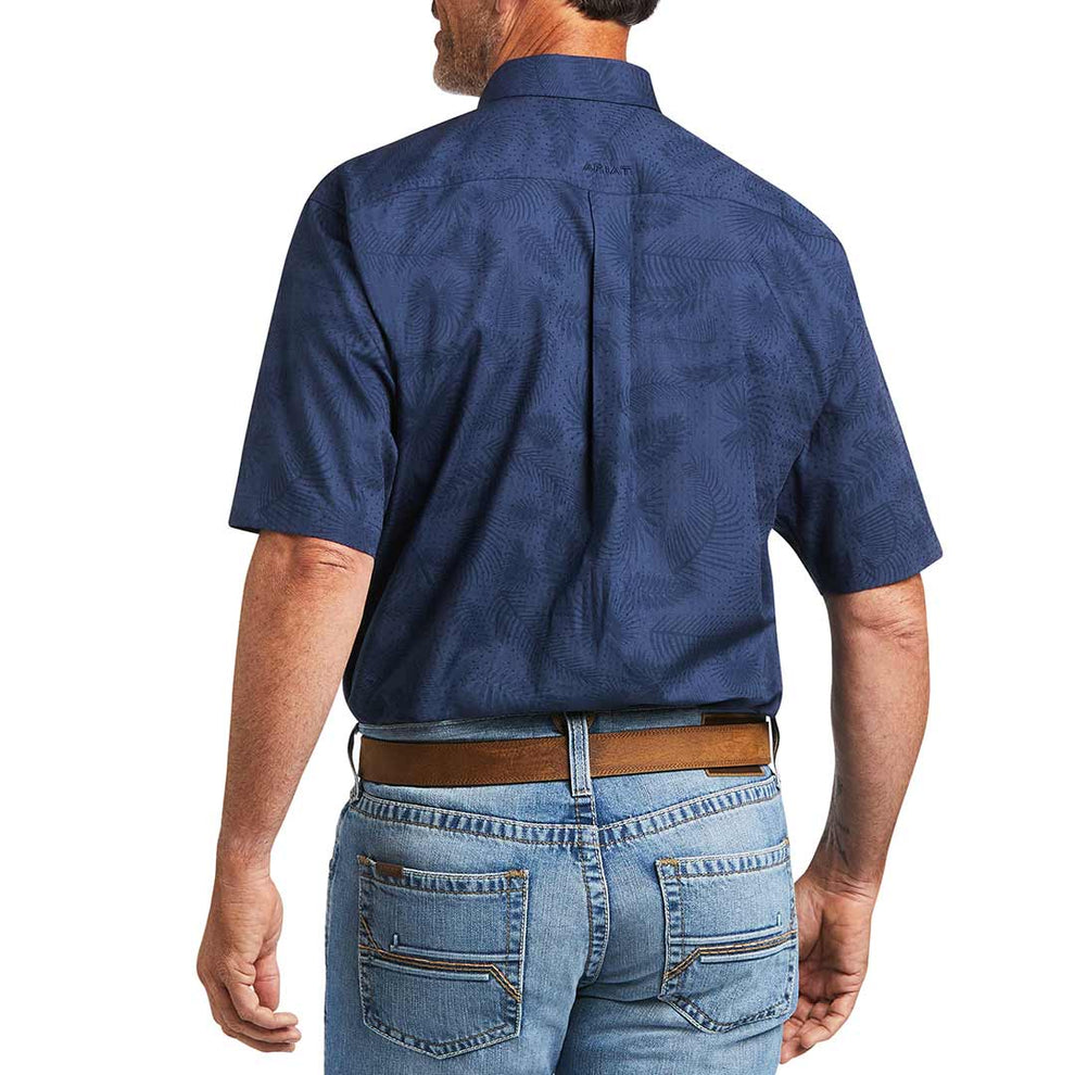 Ariat Men's Tremaine Classic Fit Button-Down Short Sleeve Shirt