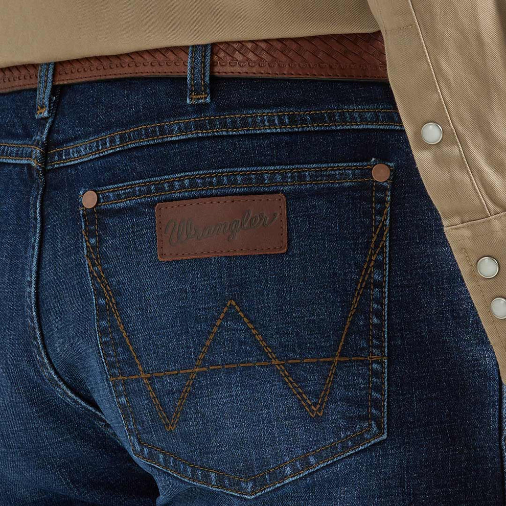 Wrangler Men's Retro Slim Fit Bootcut Jeans