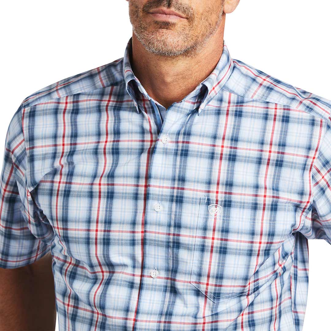 Ariat Men's Pro Series Fergus Short Sleeve Fitted Button-Down Shirt