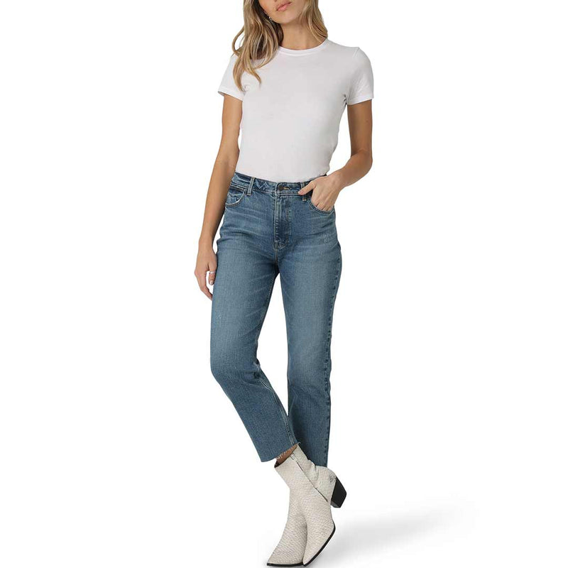 Wrangler Women's Rodeo Straight Leg Cropped Jeans