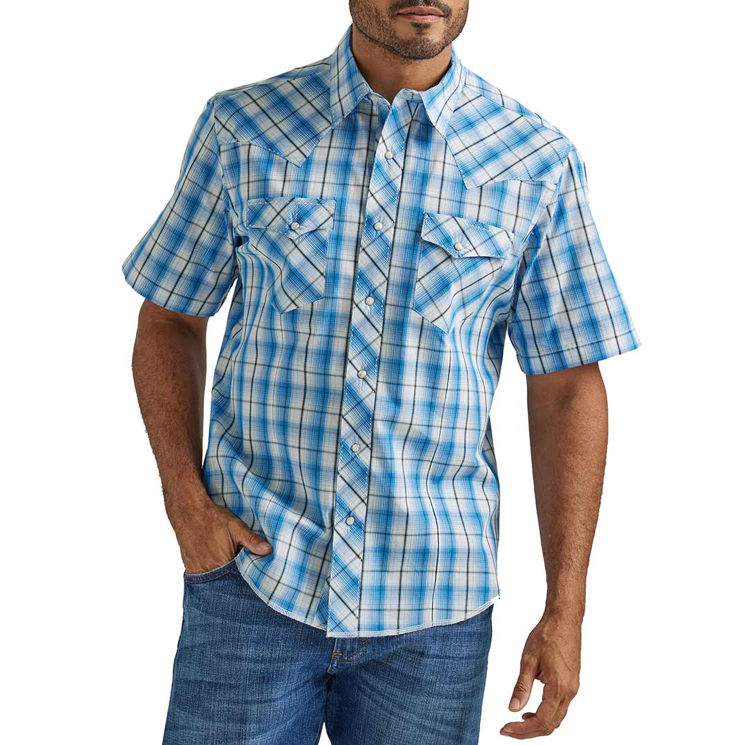 Wrangler Men's Fashion Short Sleeve Windowpane Plaid Snap Shirt