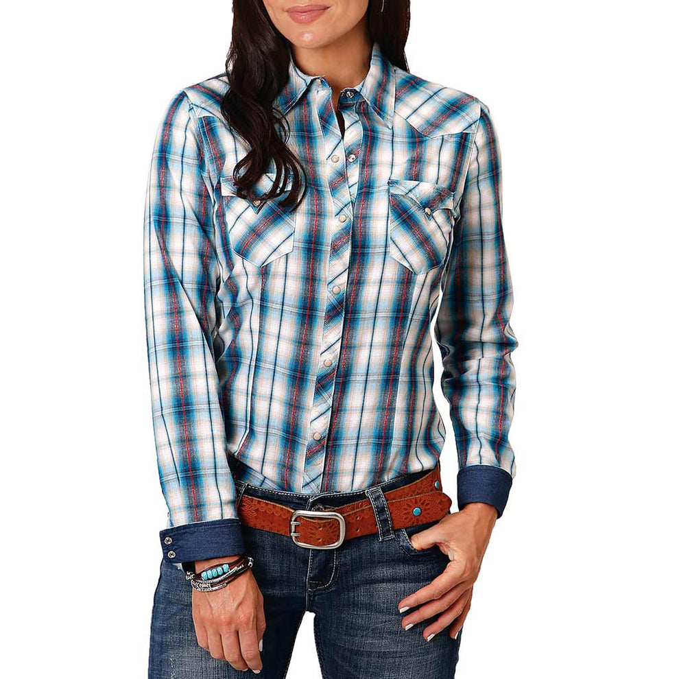 Roper Women's Curved Pocket Plaid Snap Shirt