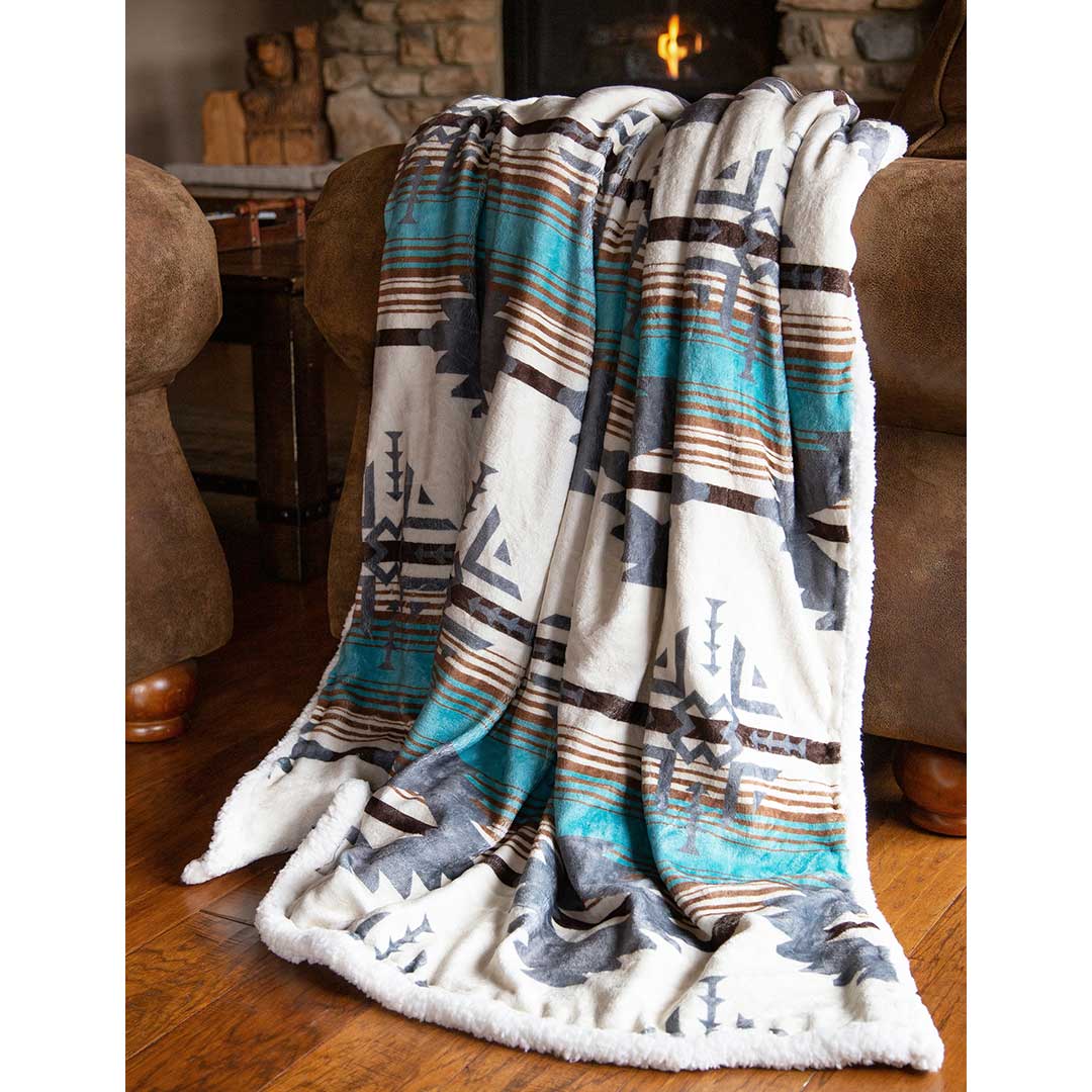 Wrangler Lone Mountain Plush Throw Blanket