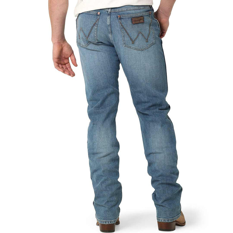 Wrangler Men's Retro Slim Fit Straight Leg Jeans