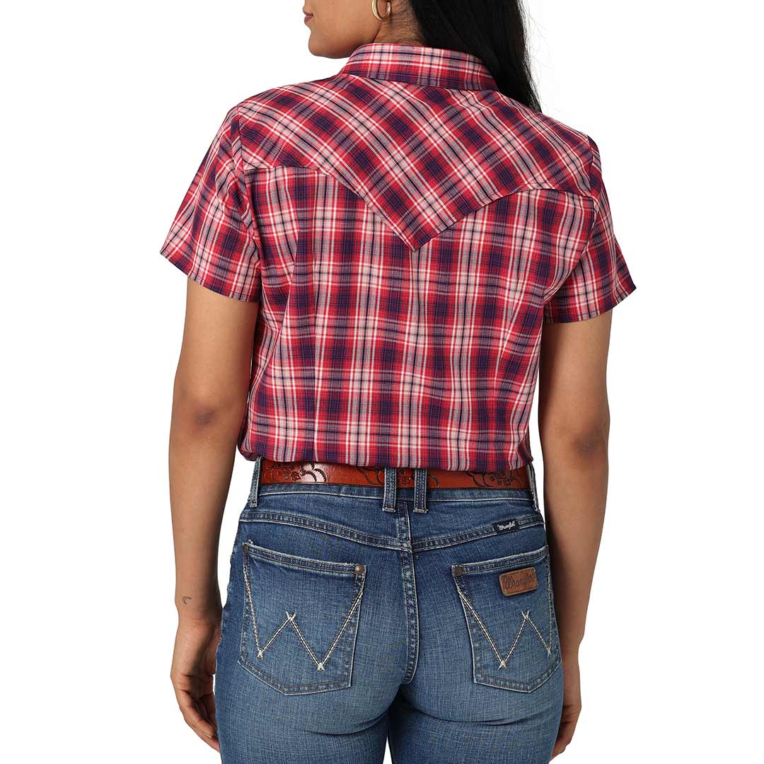 Wrangler Women's Essential Short Sleeve Plaid Snap Shirt
